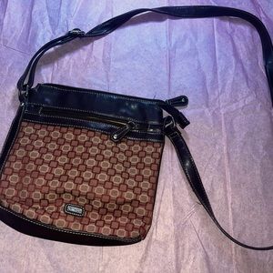 This is a slightly used Nine West bag in decent condition that I no longer use